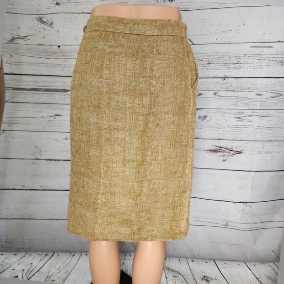 Armani Collezioni Beige Knee Length Skirt Size 6 - Picture 2 of 4